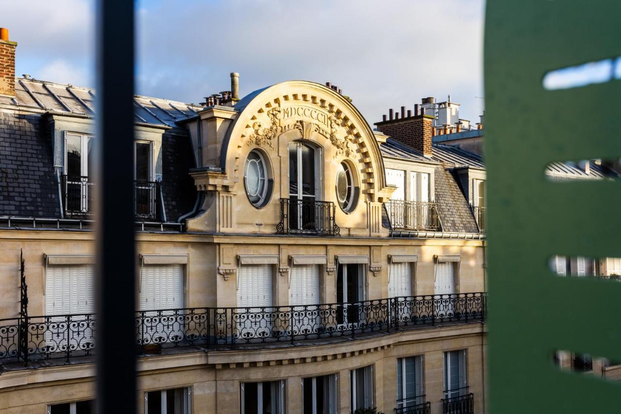 Bonsoir Madame Hotel Paris Exterior photo